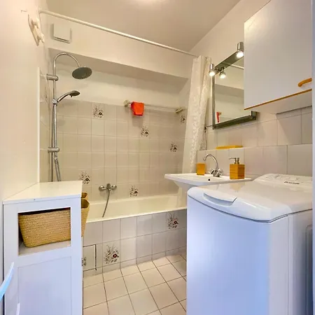 Apartman With Balcony Near The *